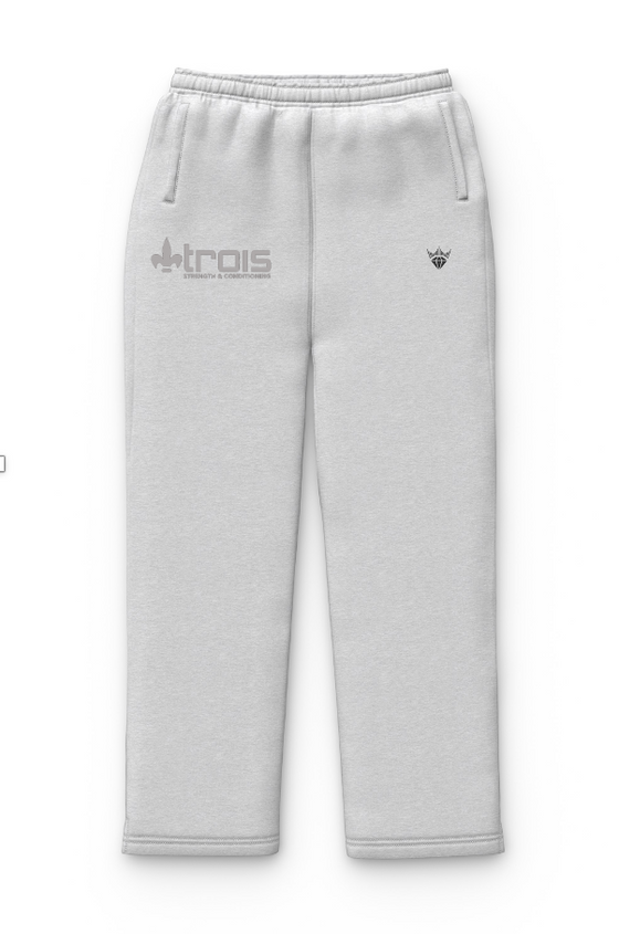 TROIS Relaxed Sweatpants | Embroidered